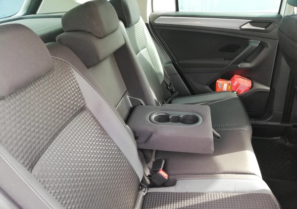 Volkswagen Tiguan cena 124900 przebieg: 55687, rok produkcji 2021 z Dobiegniew małe 529